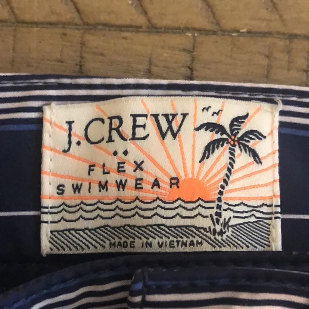 J Crew FlexwearSwimwear Trunks Secure Velcro Hip Pocket. Stretch. Lined.